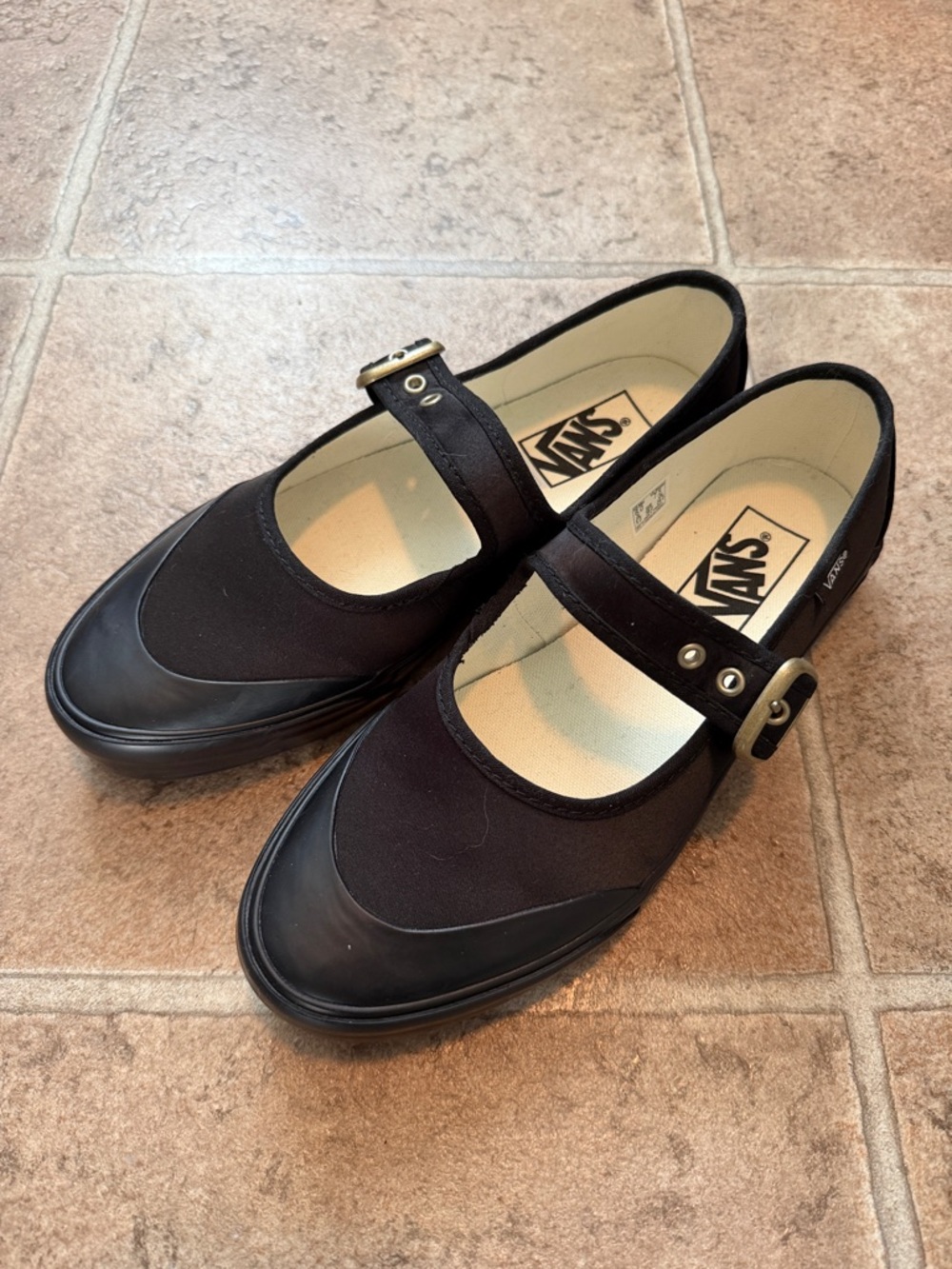 Women’s Vans Black Mary Jane Buckle Flats. Size 7.5
